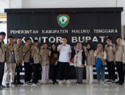 Pemkab Maluku Tenggara Sambut Mahasiswa KKN-PPM UGM dan Unpatti: Dorong Kolaborasi untuk Pemberdayaan Desa