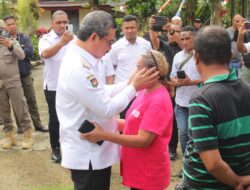 Gubernur Maluku Kunjungi Pengungsi Bentrok Hunuth, Tanggulangi 498 Jiwa