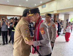 Sambutan Hangat, Kapolda Maluku Baru Irjen Pol Dadang Hartanto Tiba di Ambon