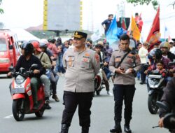 Ratusan Massa Longmarch ke Polda Maluku, Kapolresta Ambon Turun Langsung Kawal Aksi