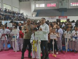 Kapolsek Sirimau Hadiri Turnamen Karate Garuda Yaksa IV 2025, 930 Atlet Ikut Bertanding