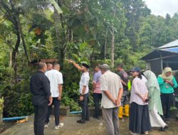 Anggota DPRD Provinsi Maluku, Reza Mony. Gerak Cepat Tinjau Jalan Rusak di Negeri Morella.