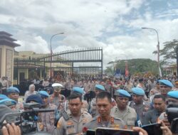 Temui Massa Demo di Ambon, Kapolda Maluku Janji Tindaklanjuti Tuntutan Mahasiswa