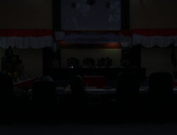 Listrik Nyaris Padam di DPRD, Rapat Paripurna DPRD Maluku Tengah Sempat Tertunda