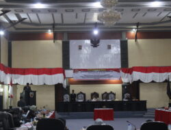 DPRD Maluku Tengah Sahkan RAPBD Perubahan 2025 Jadi Perda, Bupati Zulkarnain: “Anggaran Harus Nyata Dirasakan Masyarakat”