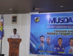 Bupati Malteng Ajak Pemuda Bersatu di Musda KNPI: “Pemuda Satu, Maluku Tengah Bangkit!”