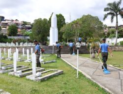 Lanud Pattimura Gelar Karya Bakti di TMP Kapahaha Sambut HUT ke-80 TNI AU