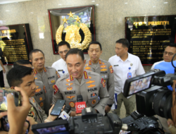 Kapolri Minta Polisi Kedepankan Pendekatan Humanis Saat Amankan Aksi Demo