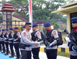 Disambut Jajar Hormat, Kapolda Maluku Irjen Suwondo Ajak Personel Layani Masyarakat dengan Humanis