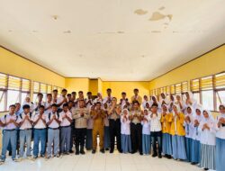 Kapolres SBB Mengajar di SMA Muhammadiyah Patinia, Tekankan Disiplin dan Karakter